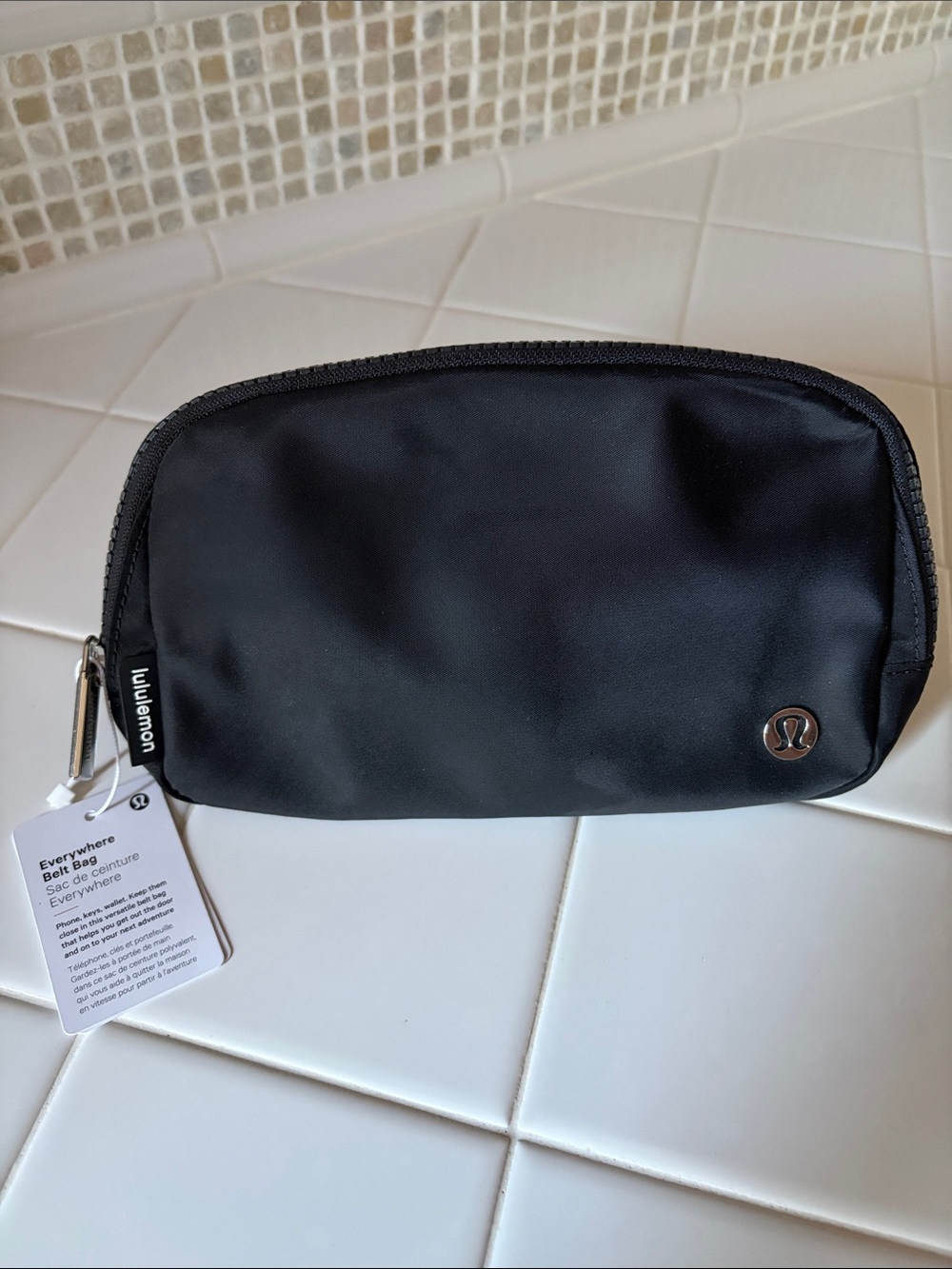 lululemon Everywhere Belt Bag Black 1L NWT